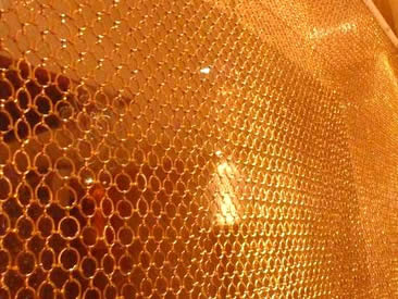 Gold color ring mesh is used for interior isolation.